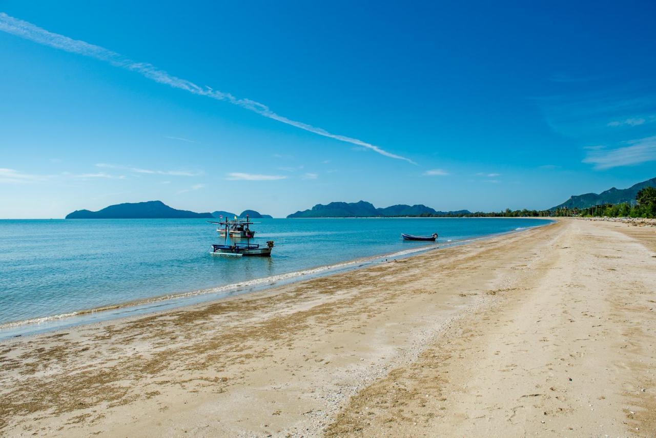 The Beach Village Resort Sam Roi Yot Extérieur photo